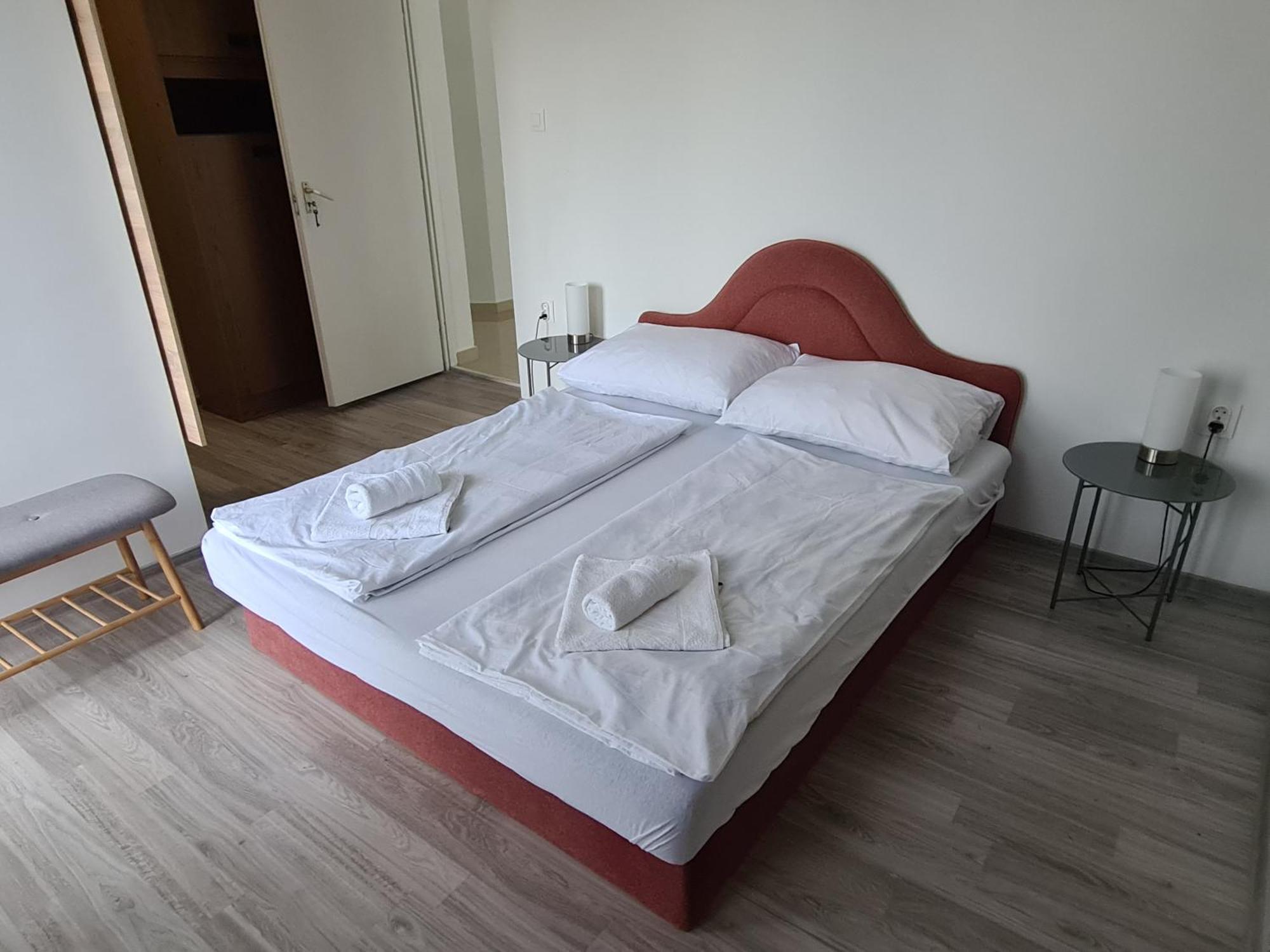 Sipos Vendég és Apartmanház Hotel Balatongyörök Kültér fotó